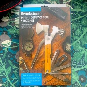 Brookstone 4 in 1 hatchet multi tool hammer pliers new in box